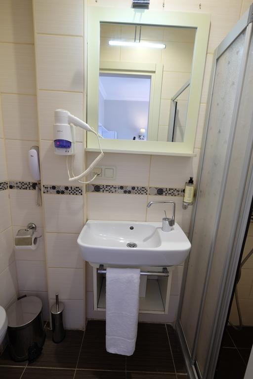 Ada Homes Hotel Taksim Истанбул Екстериор снимка