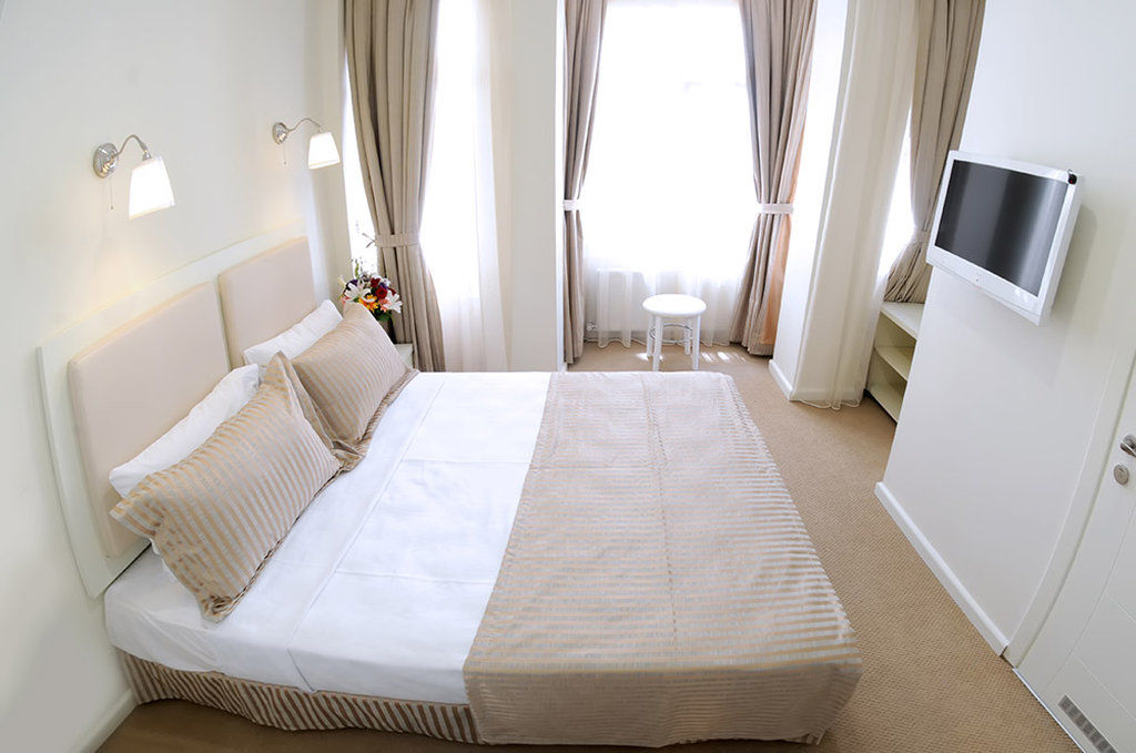 Ada Homes Hotel Taksim Истанбул Екстериор снимка